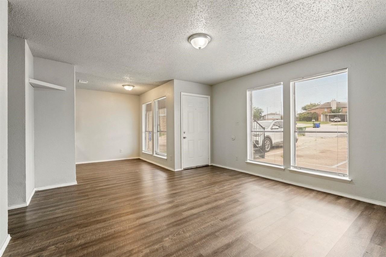 143 Allencrest Dr #A - Photo 5 of 14