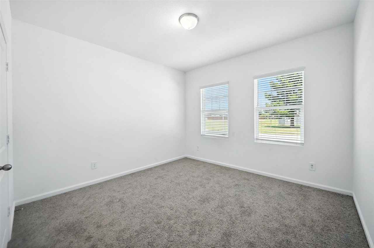 1637 Escondido Dr - Photo 2 of 27