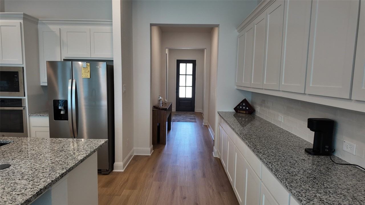 341 Aurora Hills Trl - Photo 3 of 18