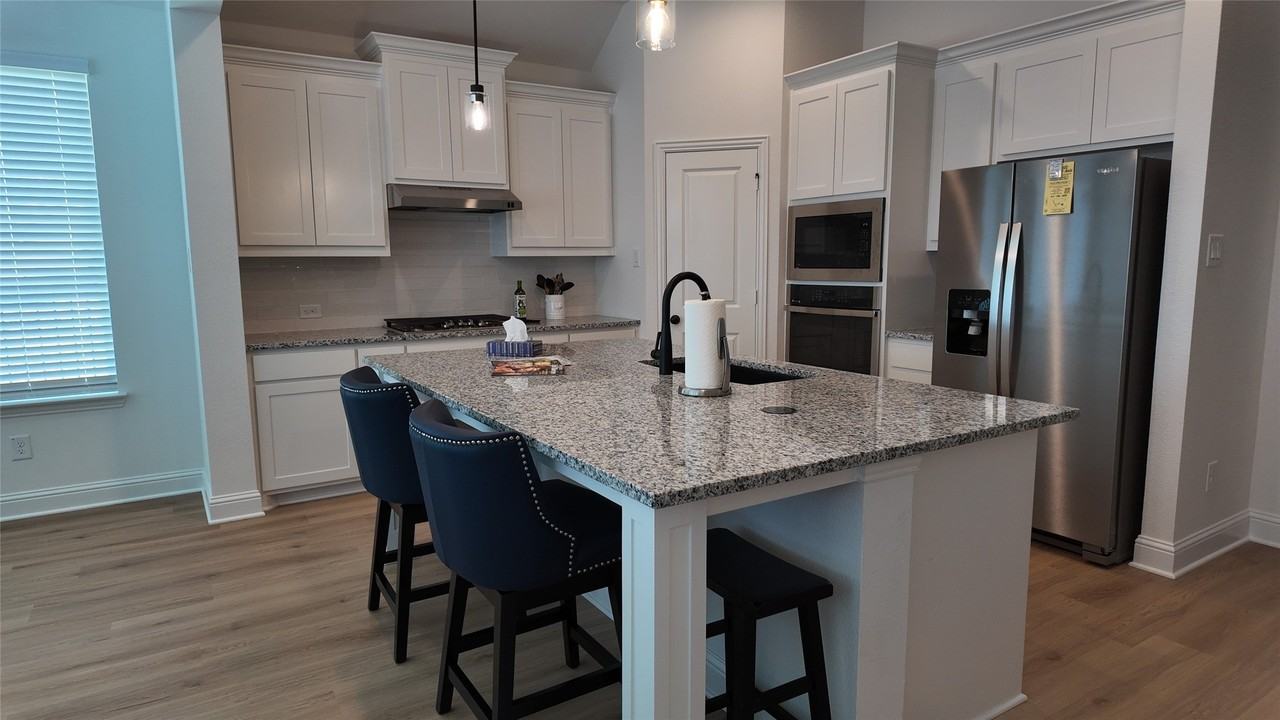 341 Aurora Hills Trl - Photo 5 of 18