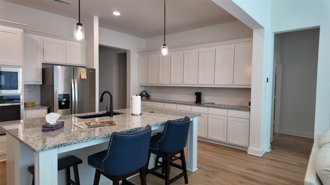 341 Aurora Hills Trl - Photo 6 of 18