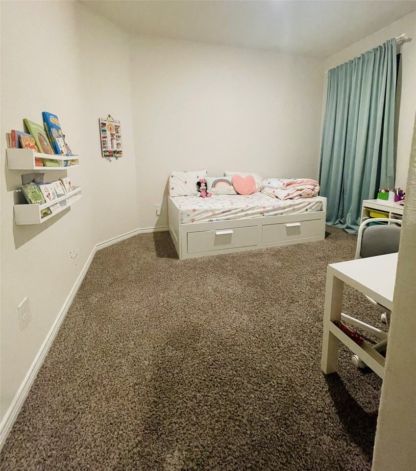 1116 Egret Way - Photo 2 of 10