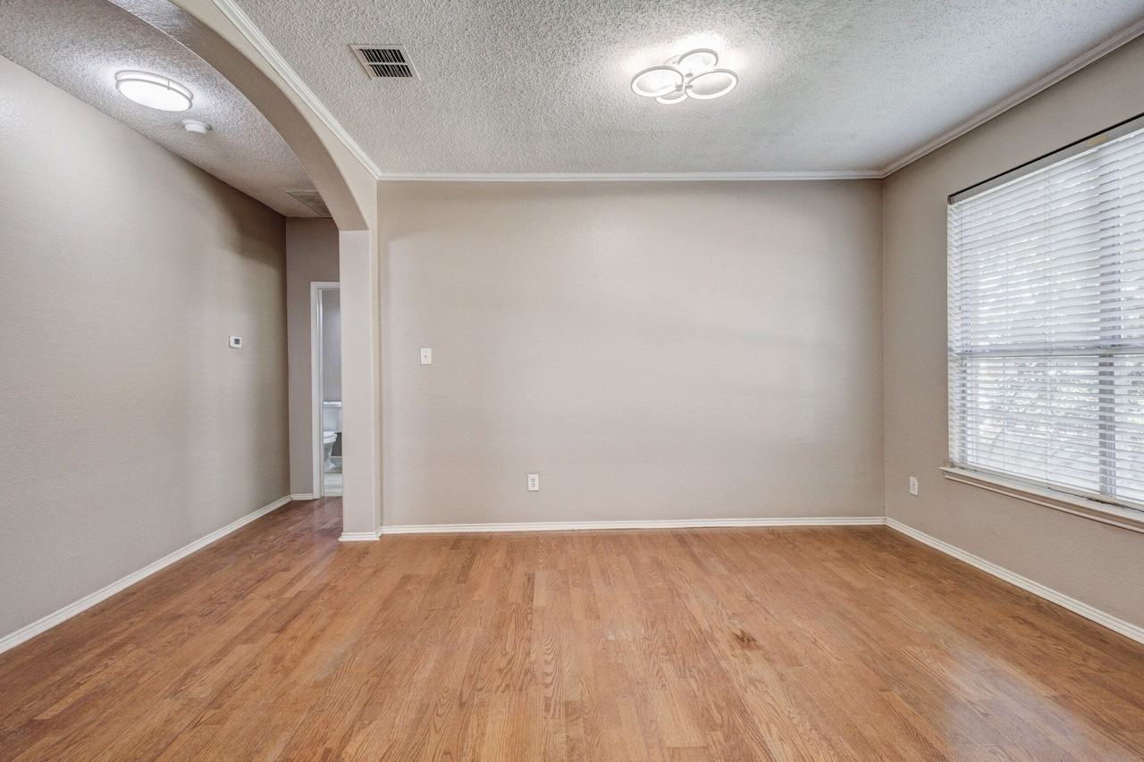7081 Chinquapin Dr - Photo 3 of 22