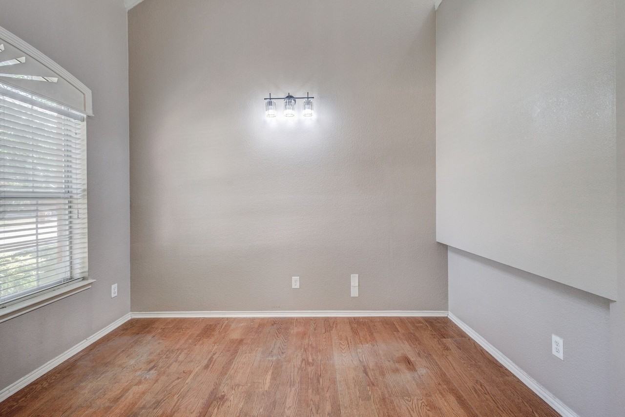 7081 Chinquapin Dr - Photo 4 of 22
