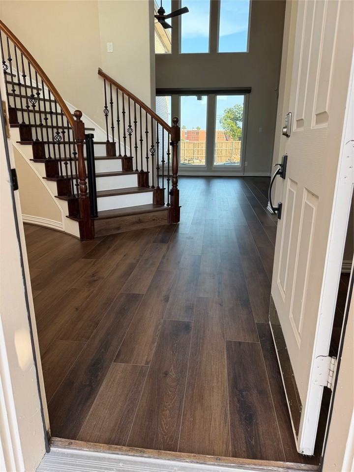 3400 Silverwood Dr - Photo 2 of 20