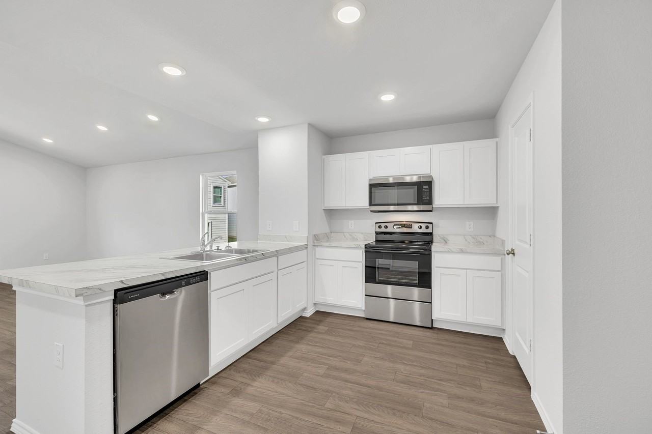 332 Azalea Trl - Photo 5 of 25