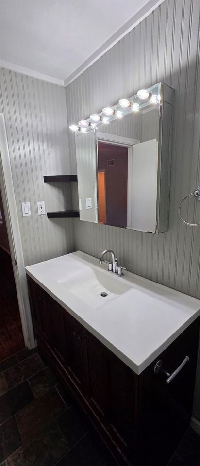 7303 Bucknell Dr - Photo 3 of 16