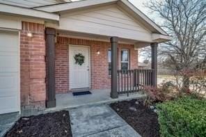 2429 Emerald Ln - Photo 2 of 23