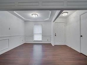 813 Leslie Ln - Photo 3 of 9
