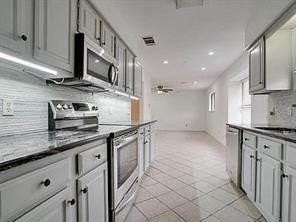 813 Leslie Ln - Photo 5 of 9