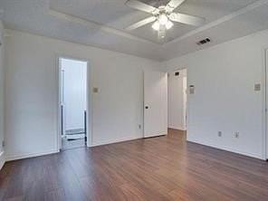 813 Leslie Ln - Photo 7 of 9