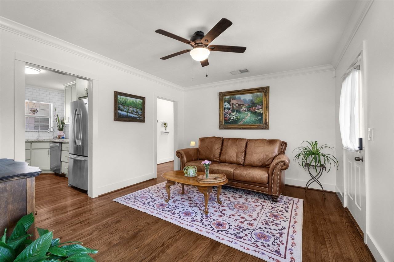 3720 Oaklawn Dr - Photo 4 of 21