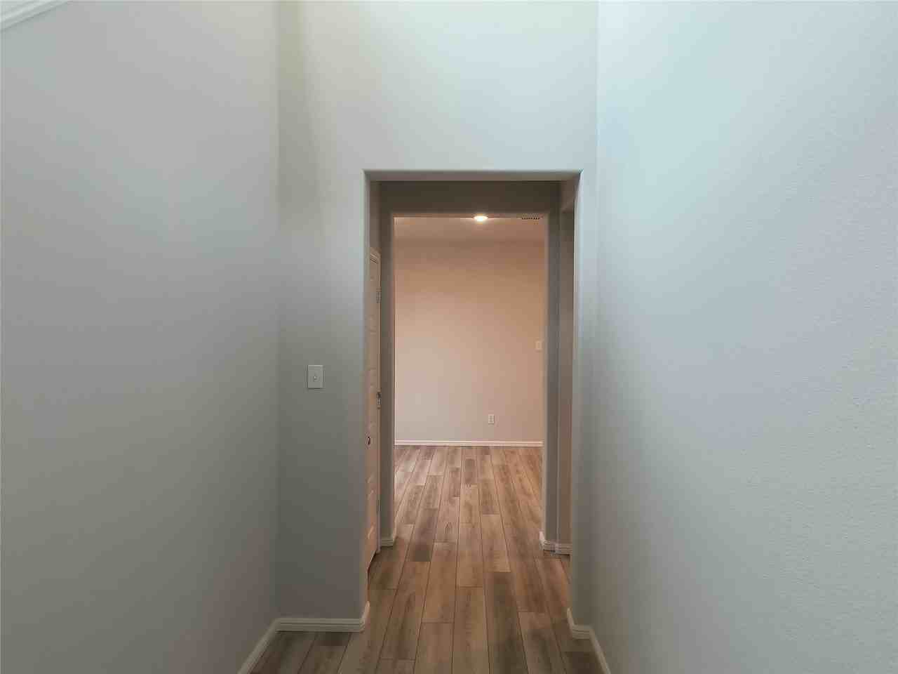 320 Leopold Trl - Photo 6 of 23