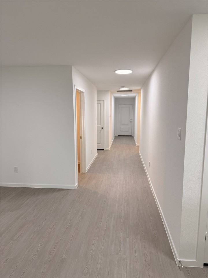 7808 Marion Downs Trl - Photo 3 of 18