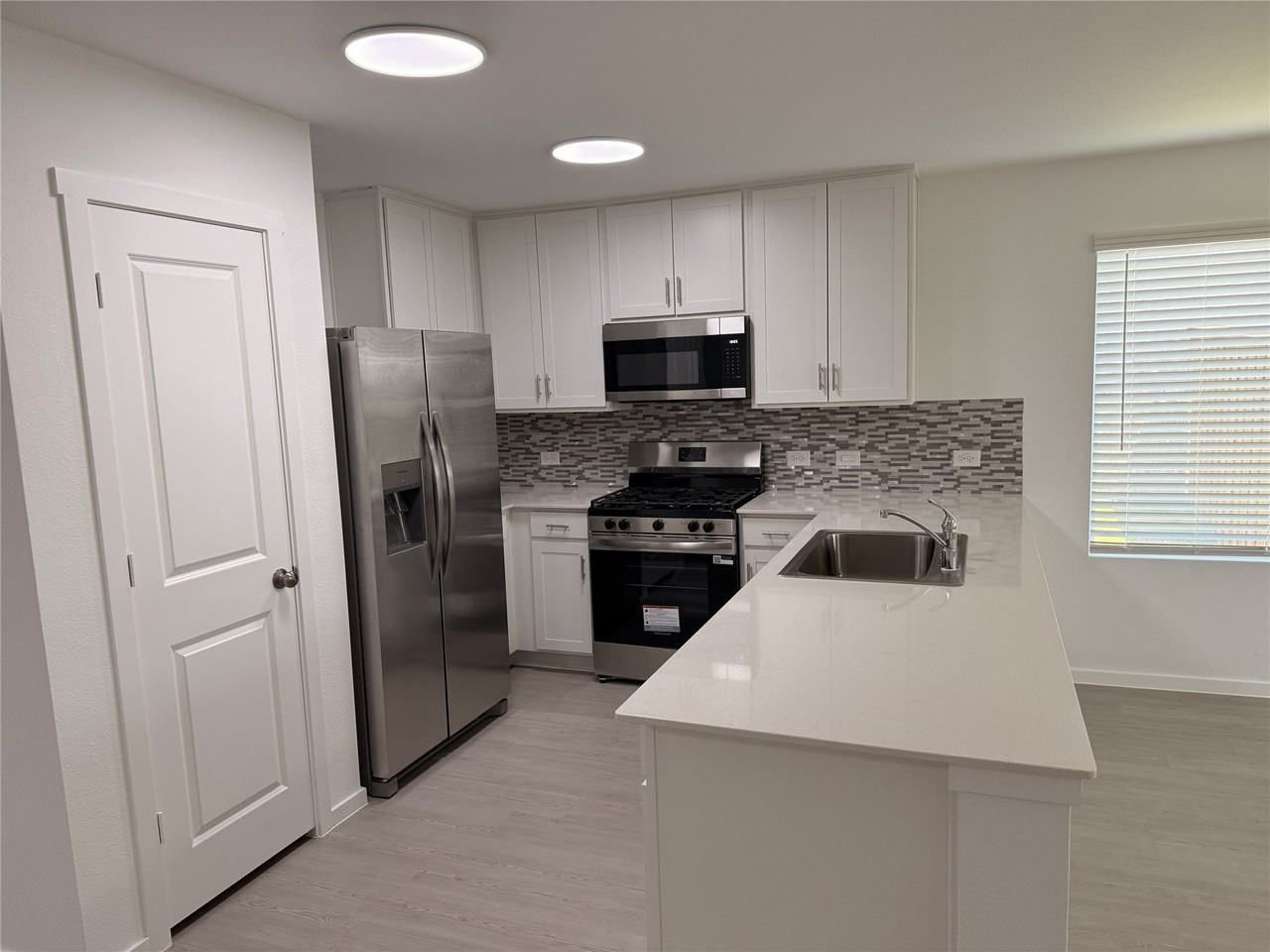 7808 Marion Downs Trl - Photo 6 of 18