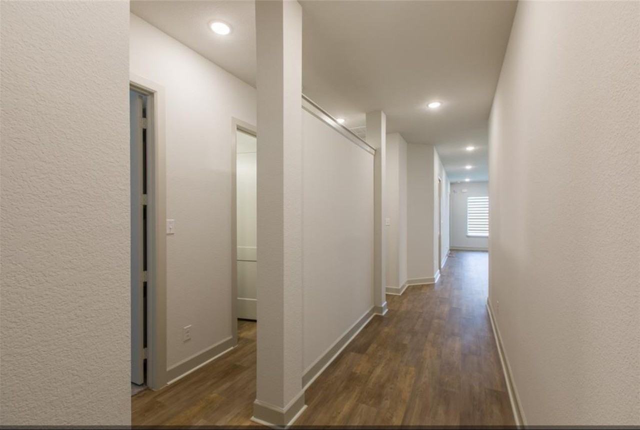 821 Bent Brook Rd - Photo 3 of 26