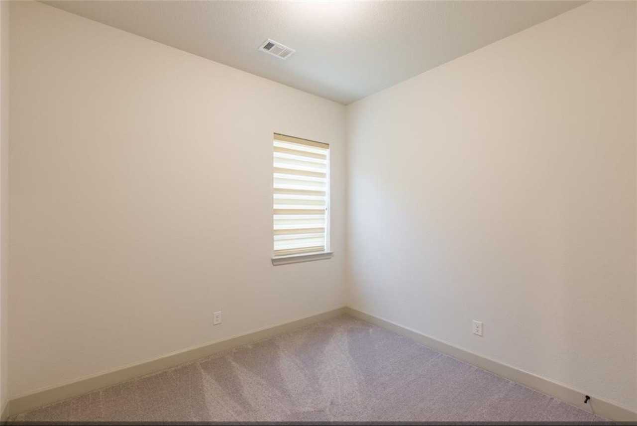 821 Bent Brook Rd - Photo 7 of 26