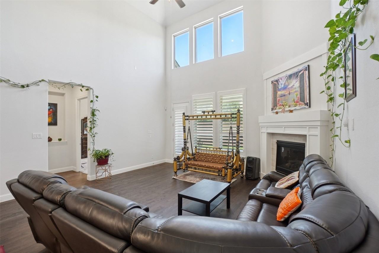 6209 Verbena Ln - Photo 6 of 38