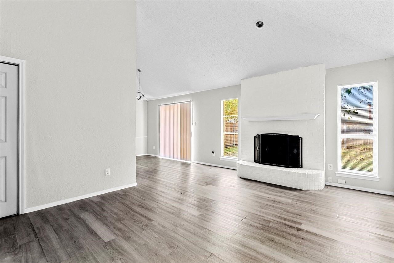 7650 Colorado Creek Ct - Photo 4 of 10