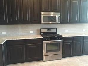 10548 Helen Dr - Photo 7 of 19