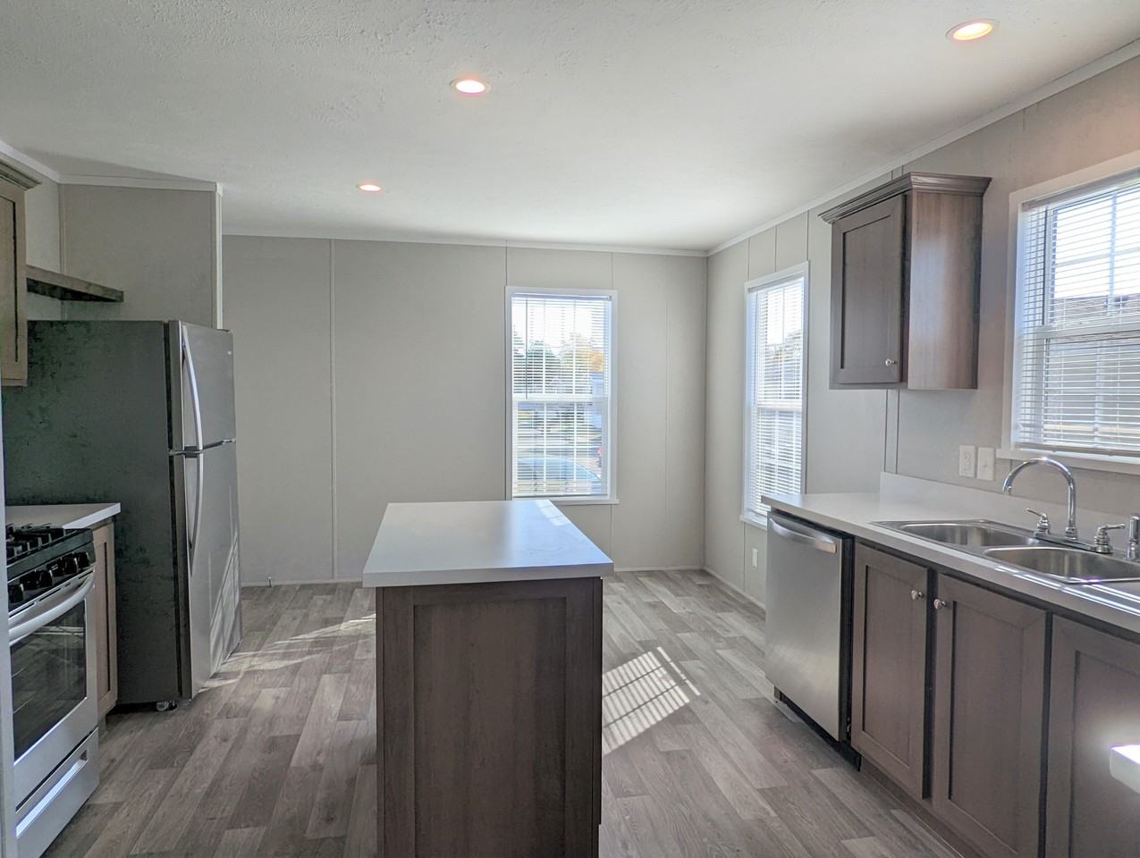 557 Delaware #557 - Photo 3 of 12