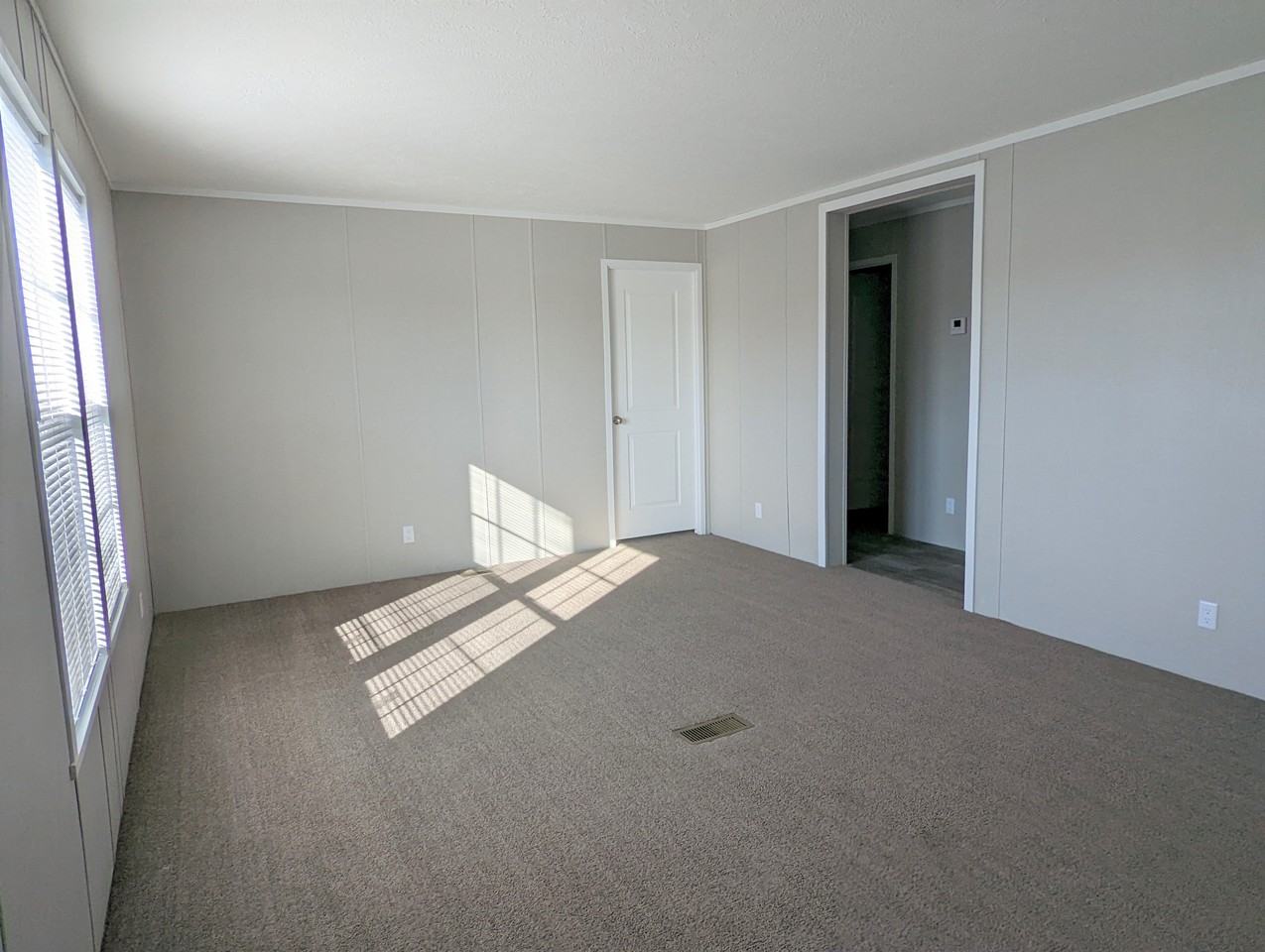 557 Delaware #557 - Photo 5 of 12