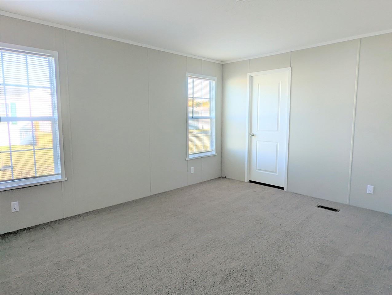 557 Delaware #557 - Photo 6 of 12