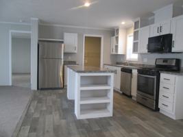 featured image of 153 Hawthorne Dr #153