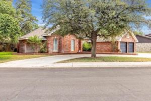 featured image of 6515 Amber Dr