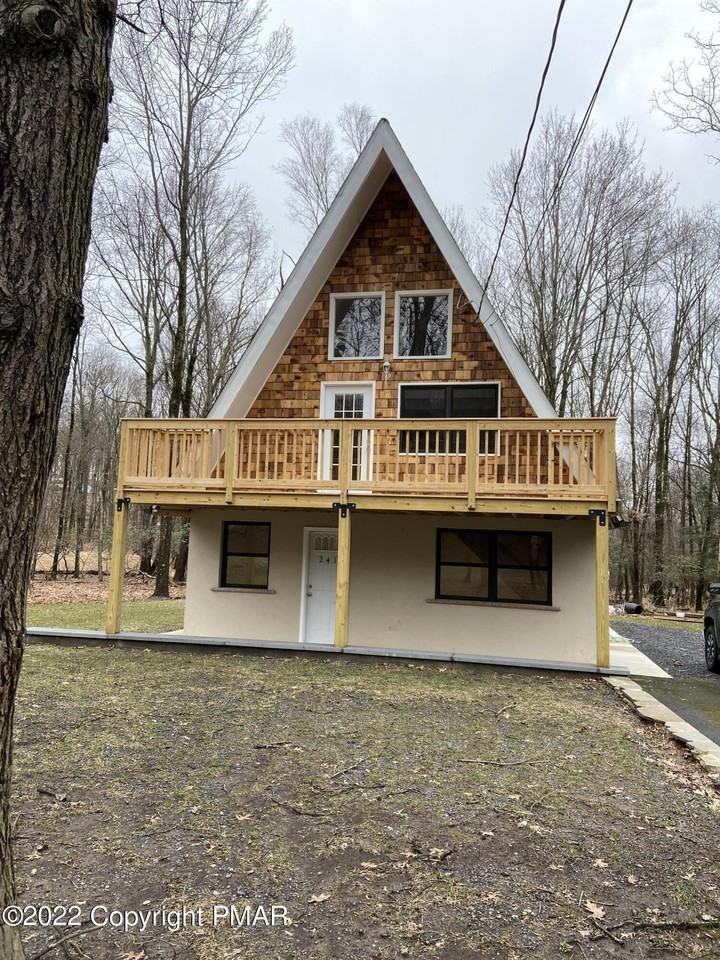 241 Pine Tree Dr - Photo 2 of 28