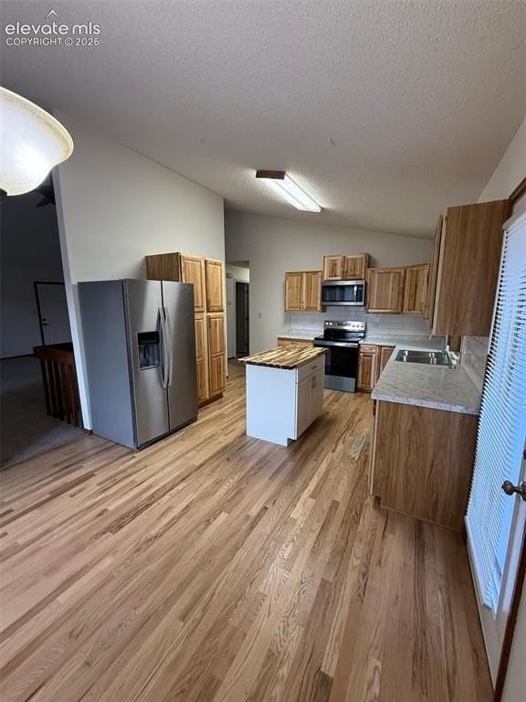 6840 Delmonico Dr - Photo 4 of 29