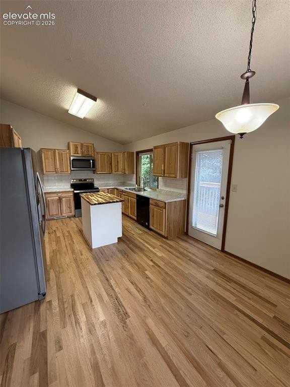 6840 Delmonico Dr - Photo 5 of 29