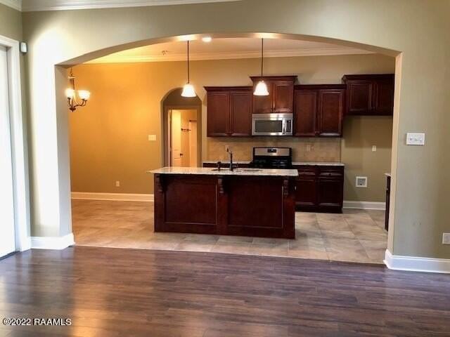 124 Clover Leaf Dr - Photo 3 of 7