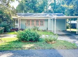 featured image of 115 Fallbrook Ave