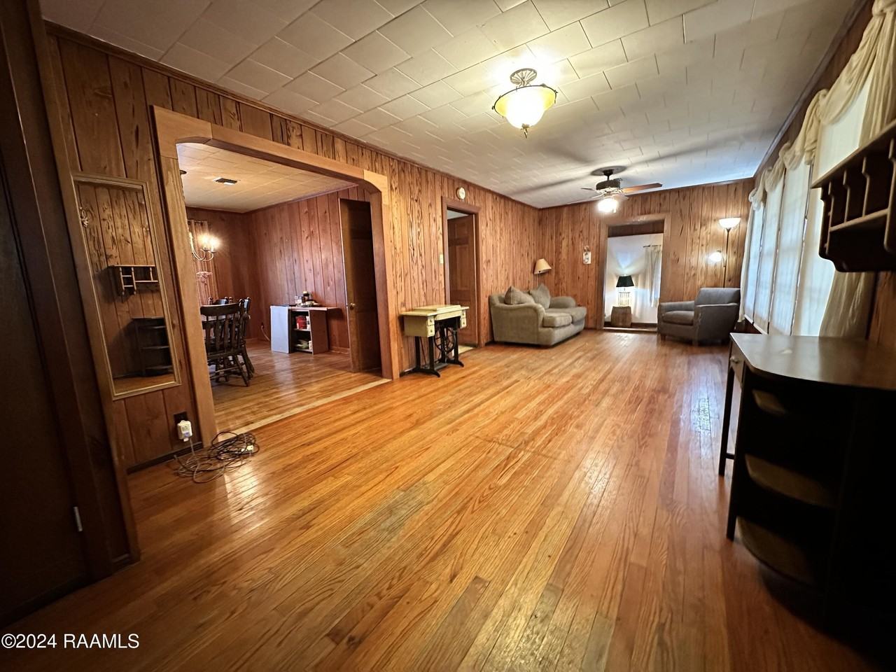 115 Fallbrook Ave - Photo 2 of 16