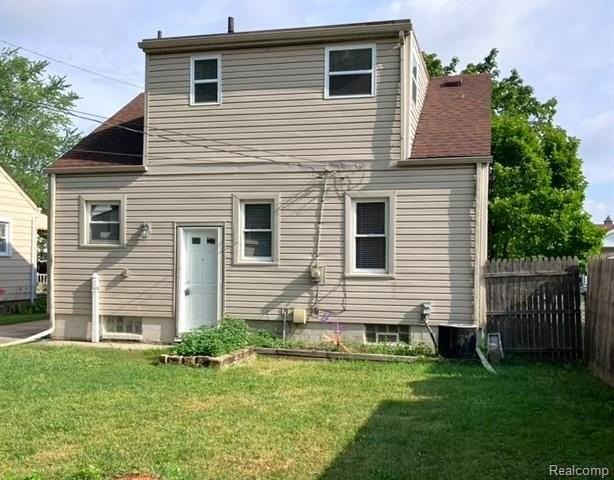 8072 Superior - Photo 4 of 21
