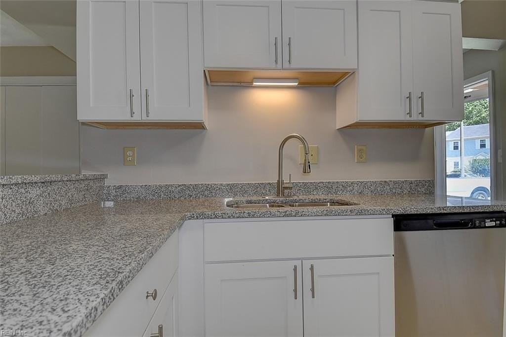 657 Aubrey Dr - Photo 7 of 32