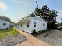 9544 20th Bay St #B - Photo 1 of 1