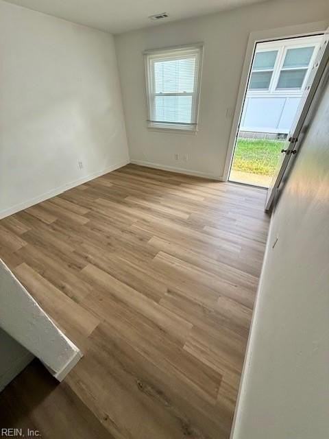 9544 20th Bay St #B - Photo 3 of 18