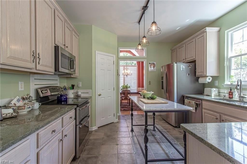 3448 Fiddlers Ridge Pkwy - Photo 3 of 13