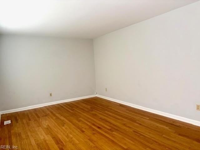 861 Cascade Dr - Photo 4 of 10
