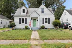 featured image of 1325 Calla Ave