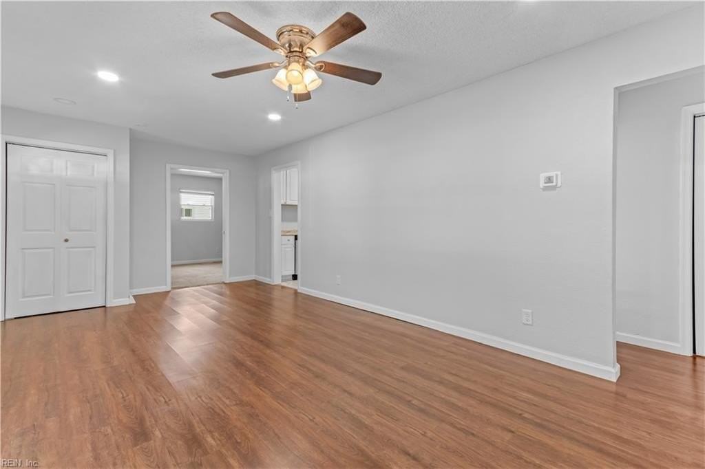 2124 Jeffrey Dr - Photo 3 of 21