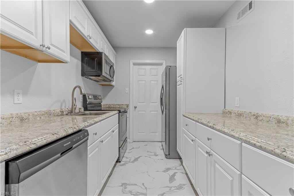 2124 Jeffrey Dr - Photo 4 of 21