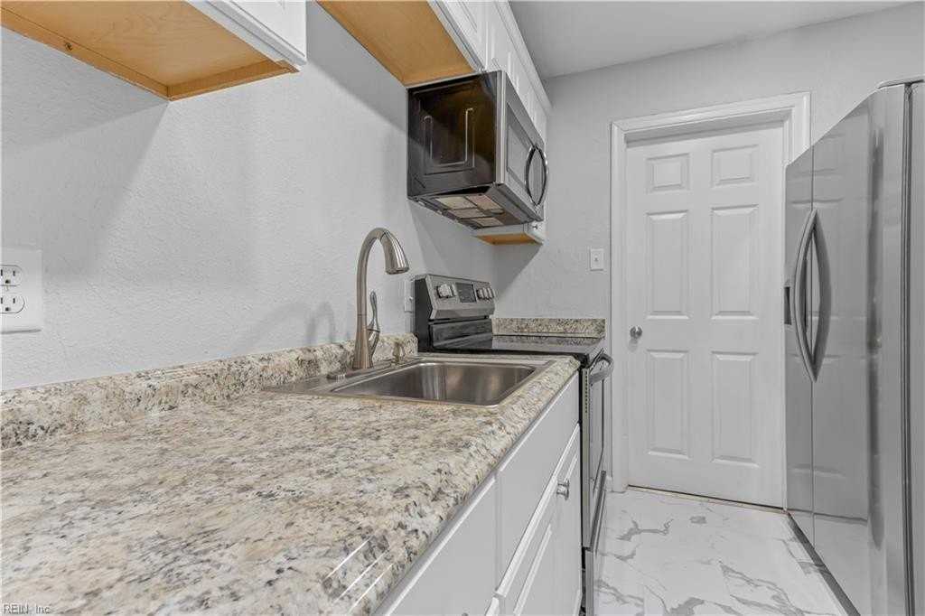 2124 Jeffrey Dr - Photo 5 of 21