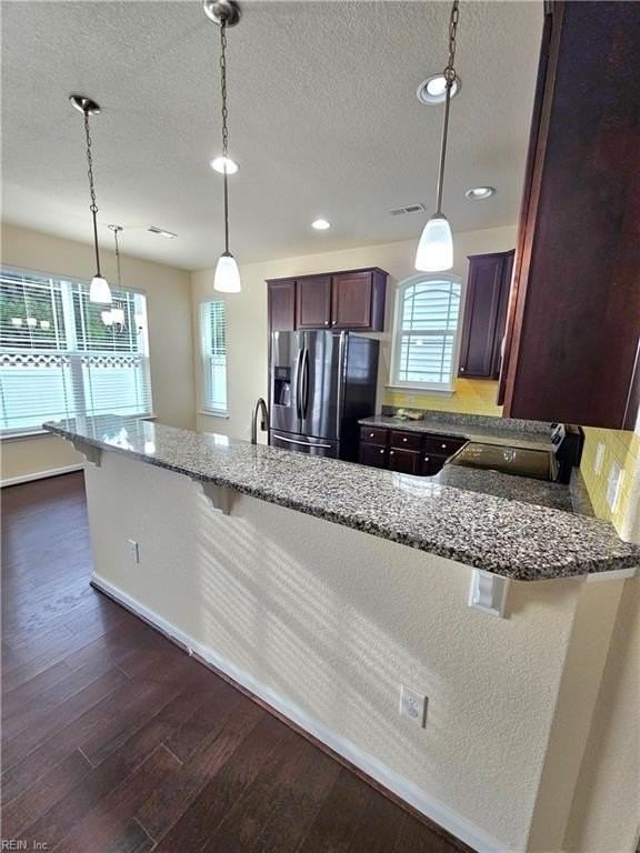701 Valentine Ln - Photo 5 of 18