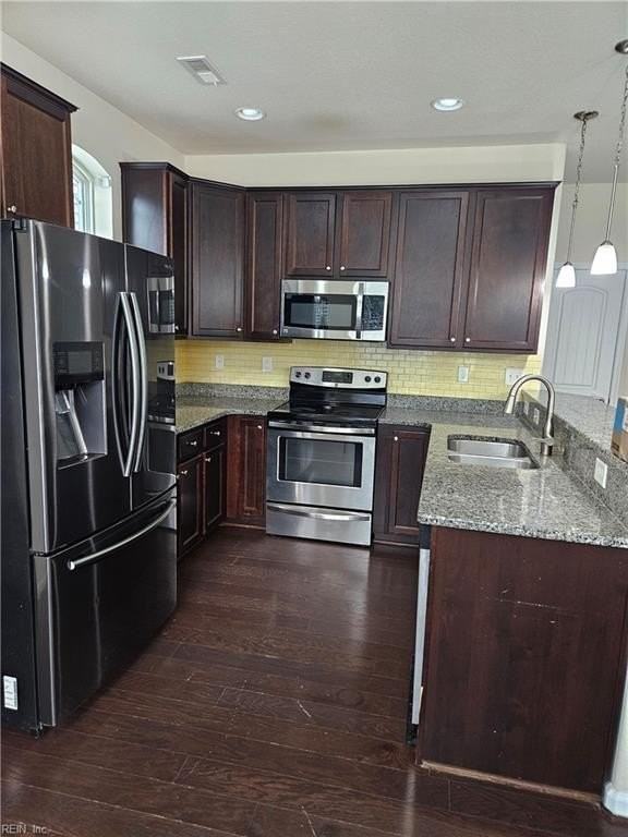 701 Valentine Ln - Photo 7 of 18