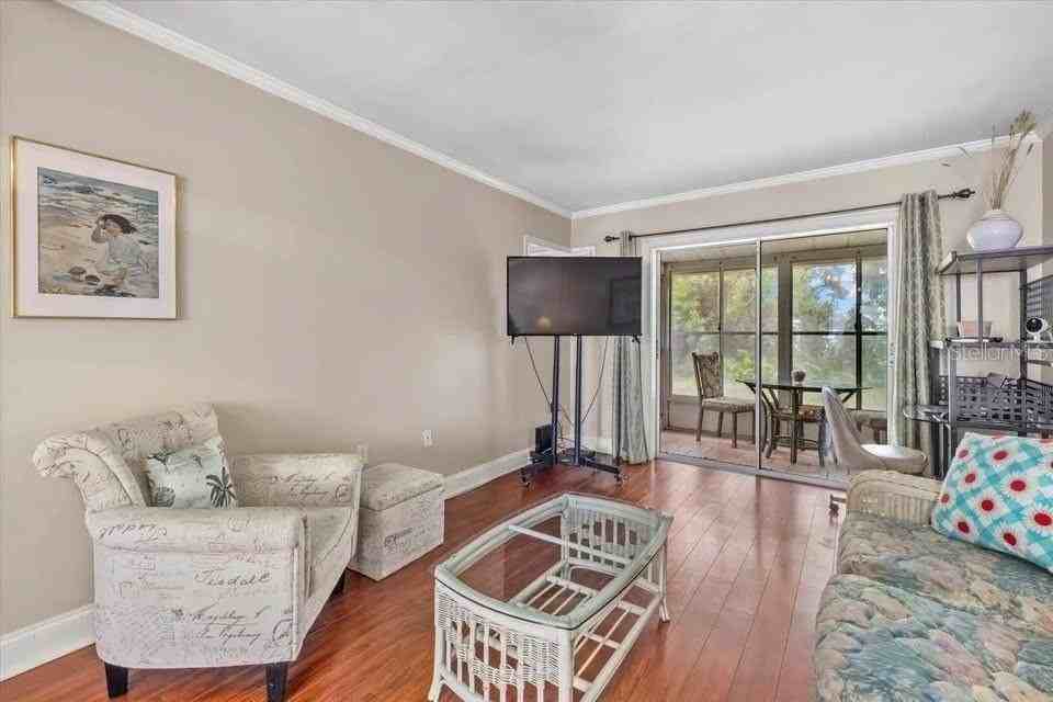 2047 Canal Dr #L6 - Photo 7 of 29