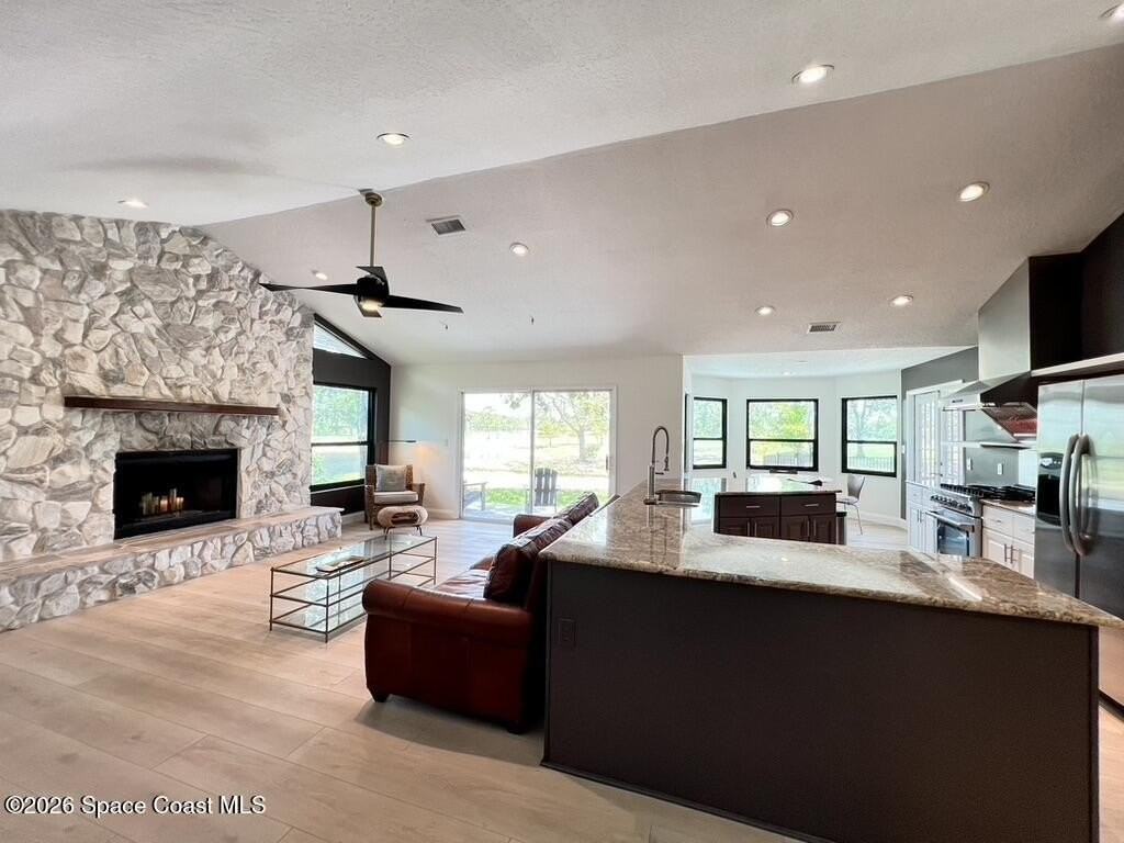 740 Kerry Downs Cir - Photo 4 of 37