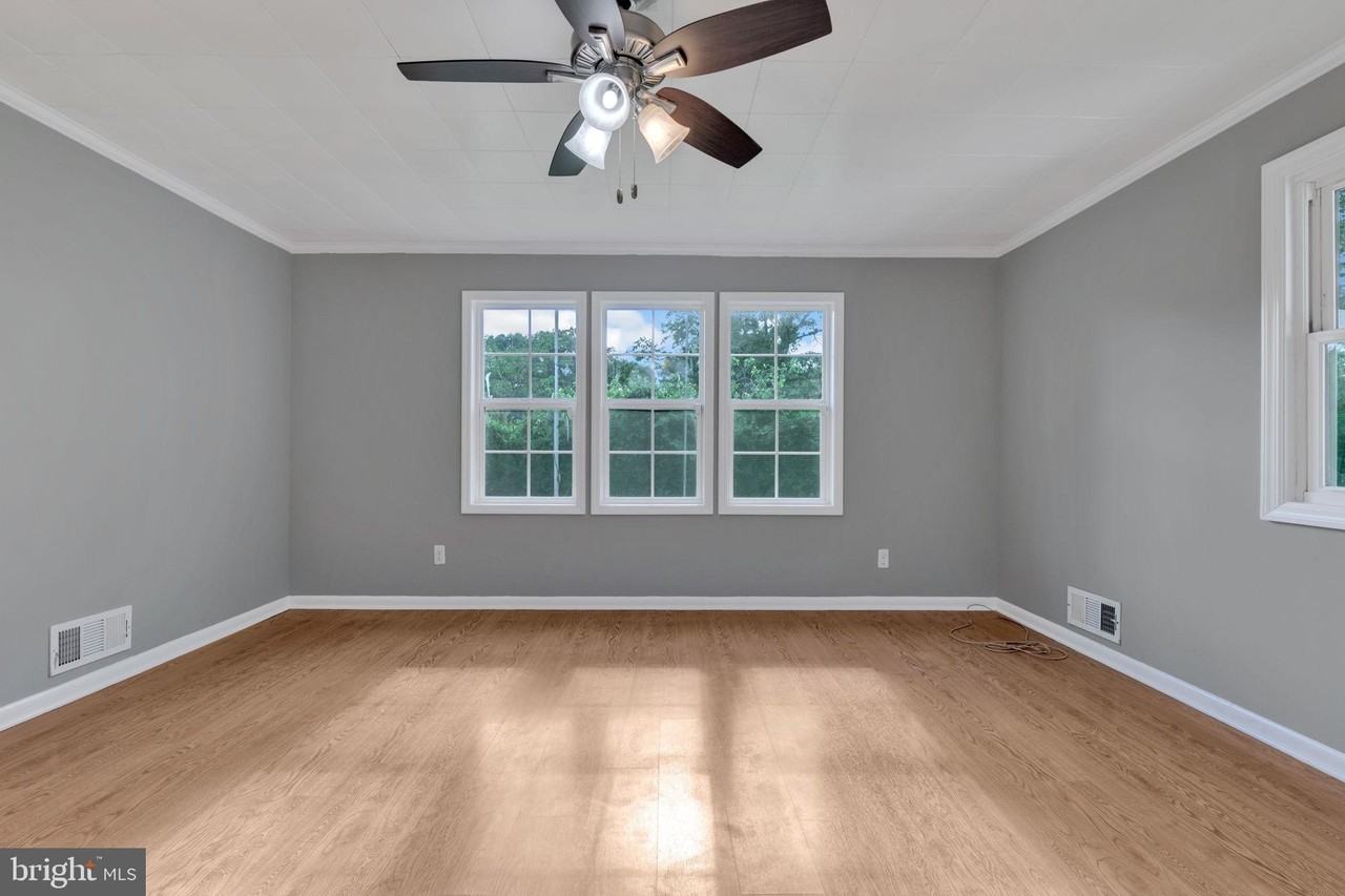 8206 Waterford Rd - Photo 6 of 22